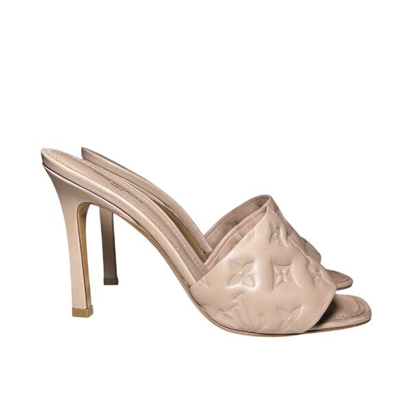 LOUIS VUITTON Revival Nude Lambskin Embossed Monogram Heels Slides Mules 39 - Picture 2 of 9